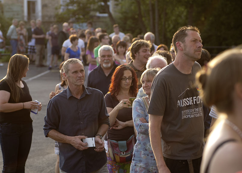 David-Chedgy_FF2013_Event-1203-Rich-Hall-queing-patiently-for-Rich-Hall_97A5117